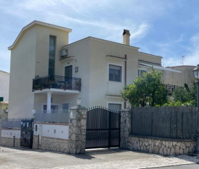 Villetta con discesa Mare
